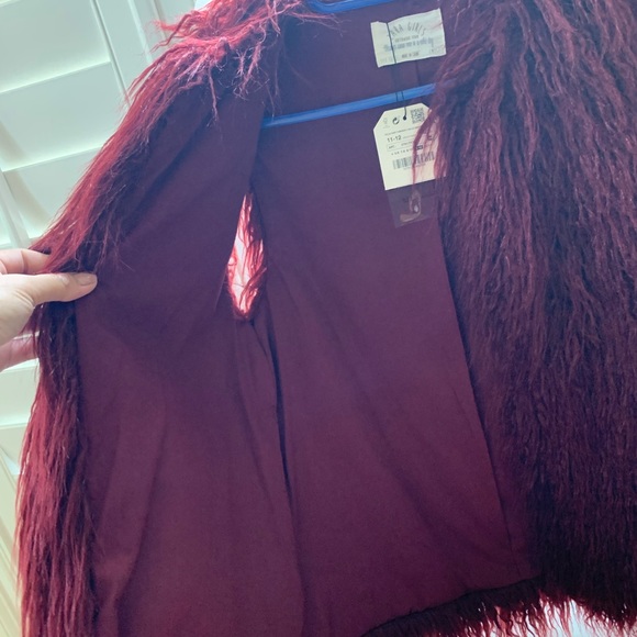 ZARA Girl's Faux Fur Vest With Front Tie Wrap Closure Dark Gray Size: 11/12 - Picture 4 of 4